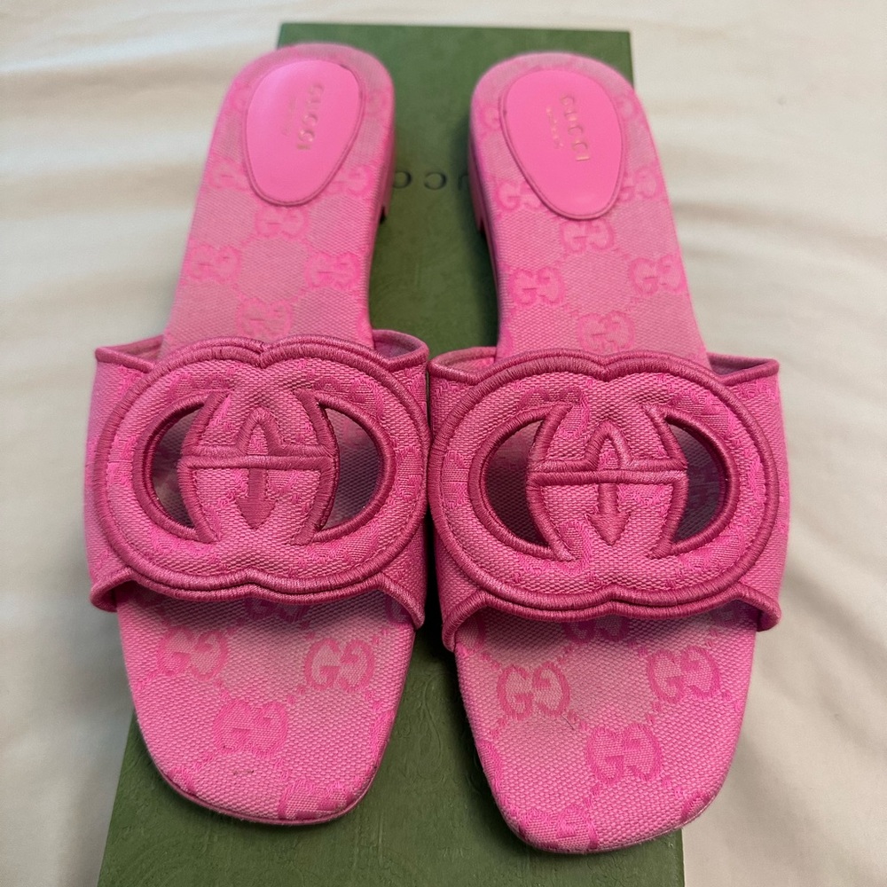 Gucci Interlocking G Slide Sandal